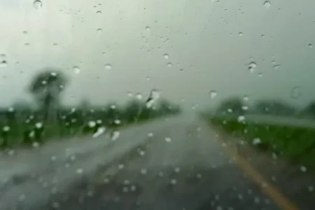 Weather Reading Tips Before Long-Distance Driving